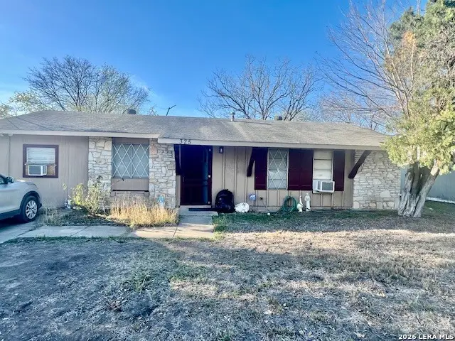 325 W Lindbergh, Universal City, TX 78148 - #1