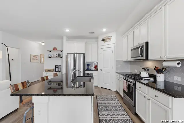 10526 Francisco, Converse, TX 78109 - #3