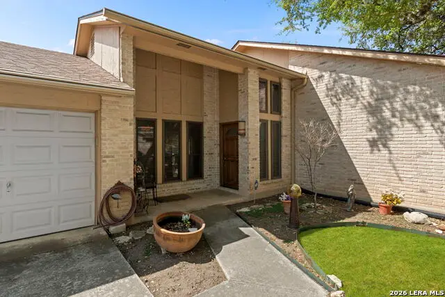 2422 Shadow Cliff St, San Antonio, TX 78232 - #3
