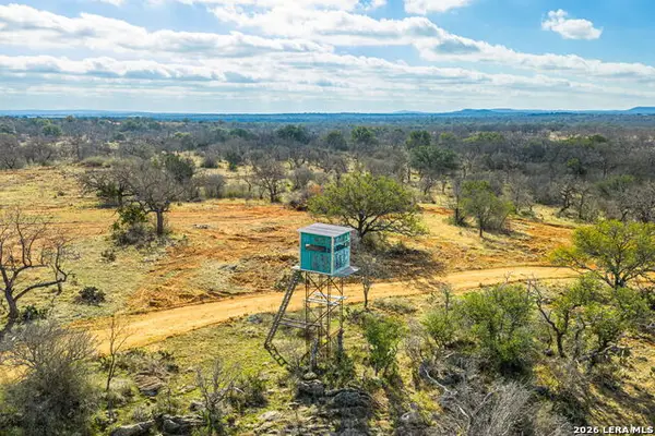 000 Rm 2241, Llano, TX 78643