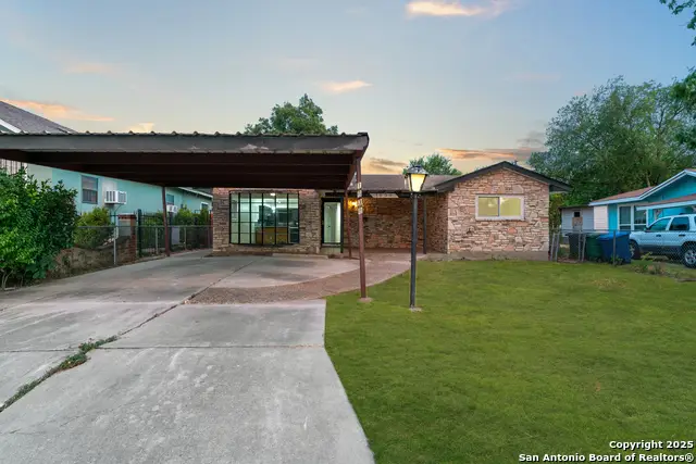 1638 W Ashby, San Antonio, TX 78201 - #1