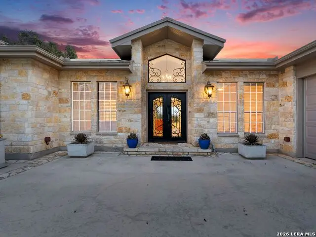110 Kingsbury, Canyon Lake, TX 78133 - #2