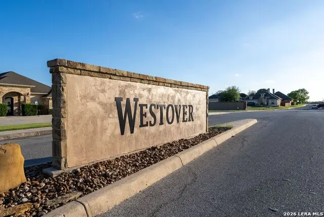 104 S Elise Dr, La Vernia, TX 78121 - #2