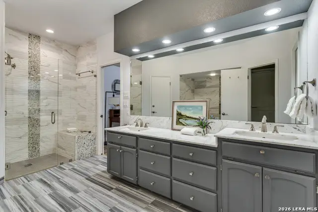 2914 Hunters Stream St, San Antonio, TX 78230 - #3