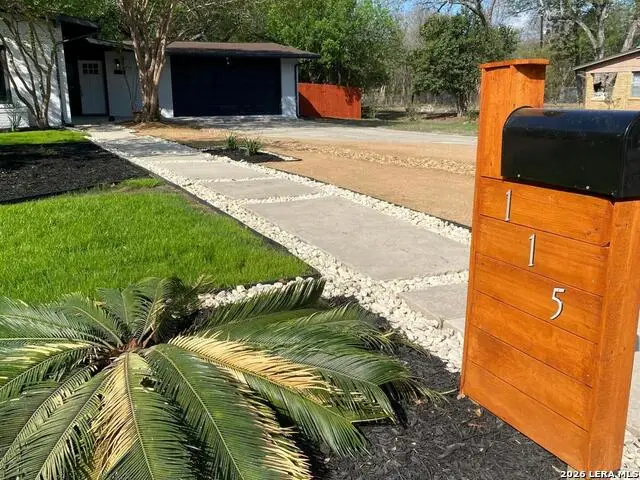 115 N Roleto, San Antonio, TX 78213 - #2