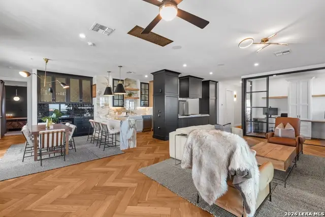 230 Dwyer #705, San Antonio, TX 78204 - #2