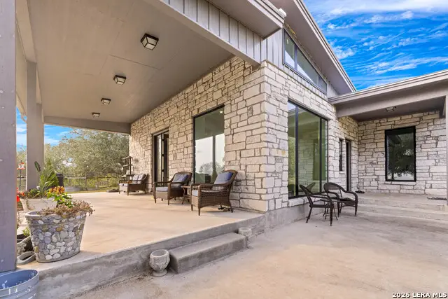 7915 County Road 203, Beeville, TX 78102 - #2