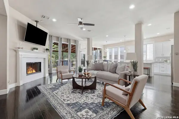 15714 Alamogordo, Helotes, TX 78023