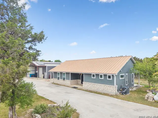 1315 Happy Hollow, New Braunfels, TX 78132 - #2