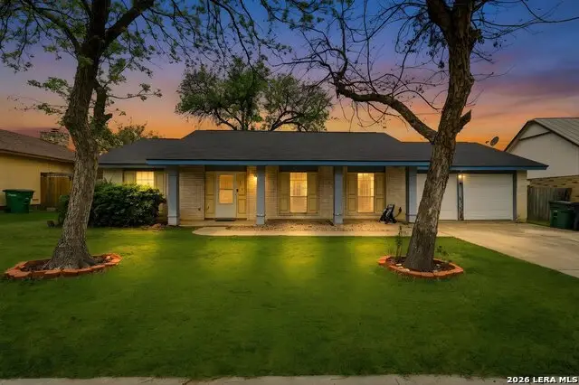 5818 Burgoyne St, San Antonio, TX 78233 - #1