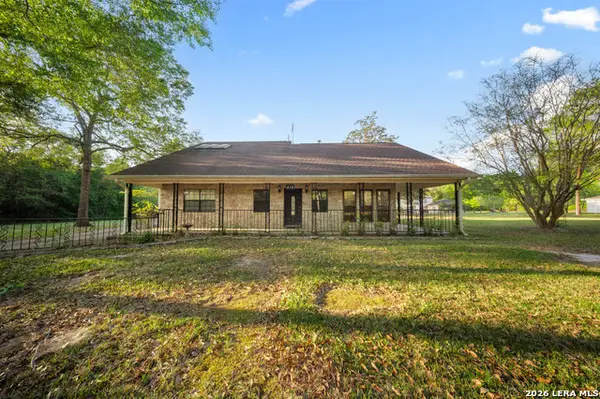 414 Fm 2827, Warren, TX 77664