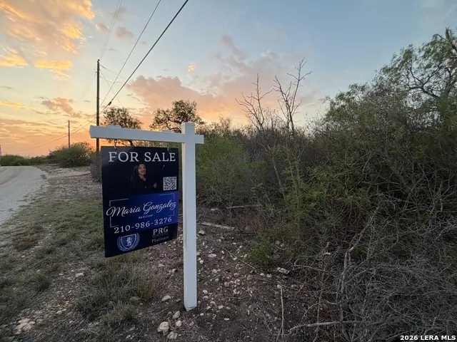 459 County Road, Hondo, TX 78861 - #2