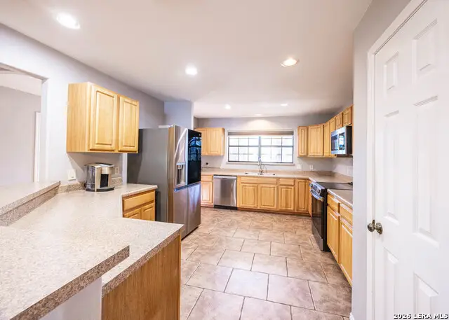 306 Yorktown, Pleasanton, TX 78064 - #2