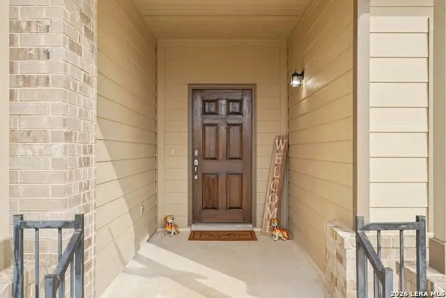 104 Pendleton Cv, Floresville, TX 78114 - #3