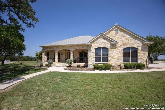 34 Cravey Rd, Boerne, TX 78006 - #3