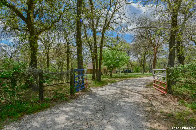 135 Pullman, La Vernia, TX 78121 - #3