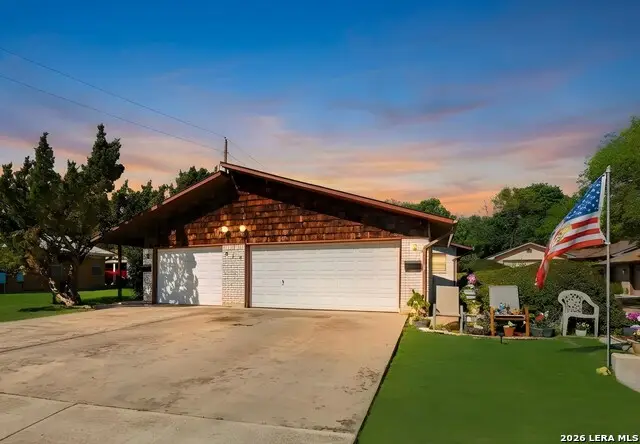 818 Lois St #a & B, Kerrville, TX 78028 - #1