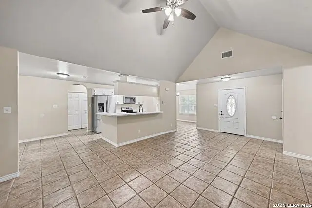 1114 Iris Crescent, Floresville, TX 78114 - #3