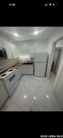 226 Amber, San Antonio, TX 78221 - #3