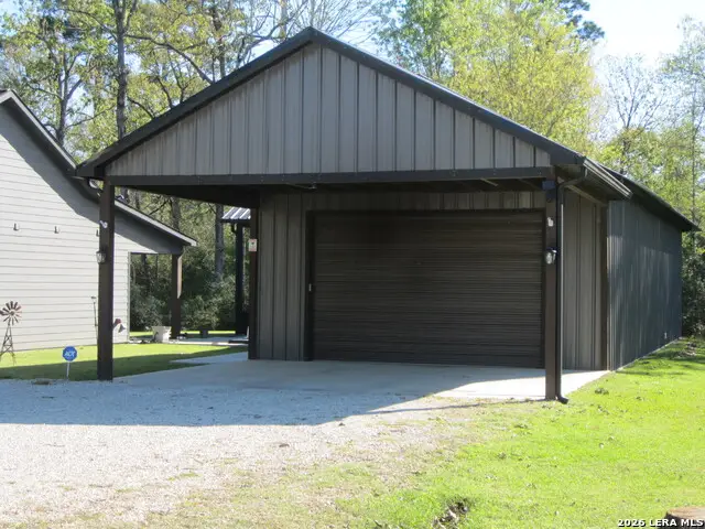 218 Strawberry St, Onalaska, TX 77360 - #2