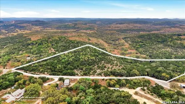 105 & 109 W Winding Loop, Boerne, TX 78006