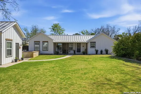 903 Front St., Comfort, TX 78013