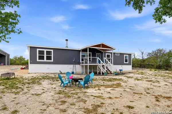 18622 County Road 5740, Castroville, TX 78009