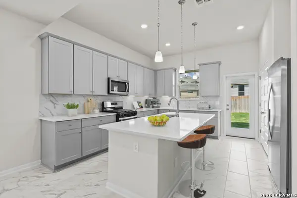 13211 Gustave Grv, San Antonio, TX 78253