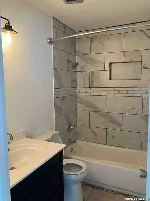 9566 Bowen, San Antonio, TX 78250 - #2