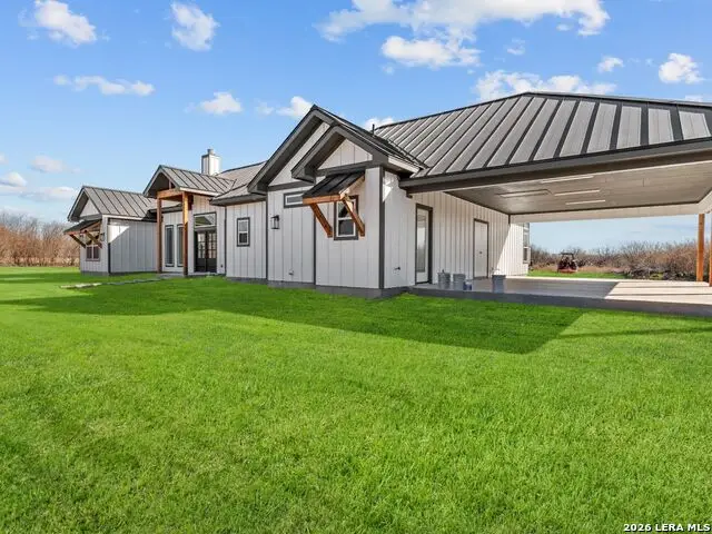 465 W Wetz Road, Marion, TX 78124 - #1