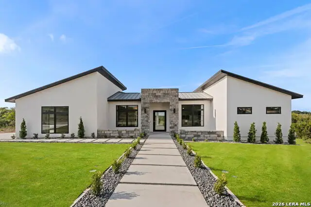 10627 Kendall, San Antonio, TX 78255 - #2