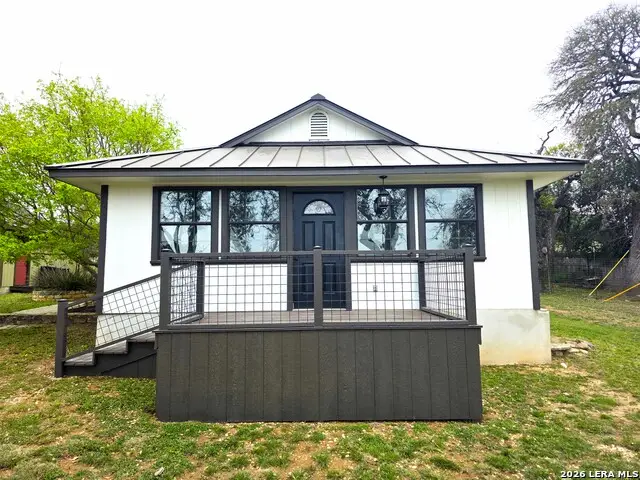 219 Indian Creek Rd, Ingram, TX 78025 - #1