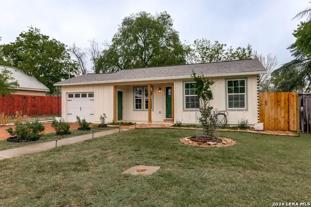 713 Lamar, Kerrville, TX 78028 - #2