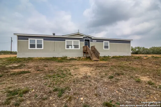 290 Lilly Bear Ln., Moore, TX 78057 - #2