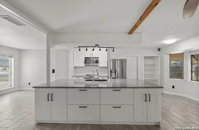 161 Cloverleaf Drive, Schertz, TX 78154 - #2