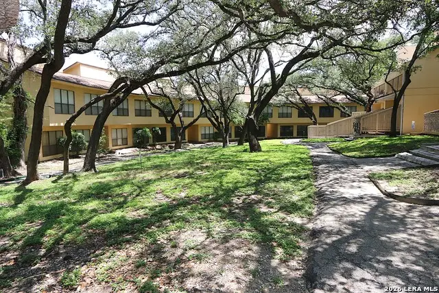 8642 Fredericksburg Rd #313, San Antonio, TX 78240 - #2