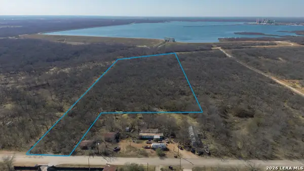 17791 Shady Falls, Elmendorf, TX 78112