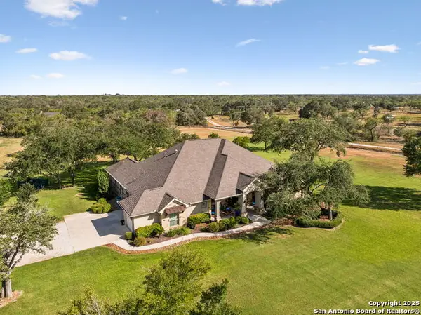 1994 Fm 3006, Pleasanton, TX 78064