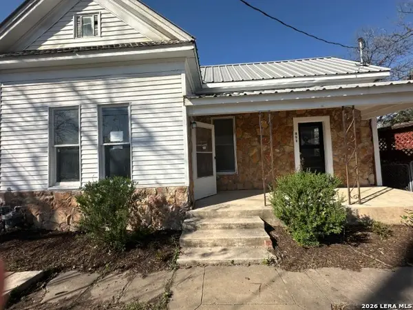 451 E Mitchell St, San Antonio, TX 78210