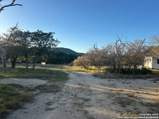 000 E Bear Springs, Pipe Creek, TX 78063 - #2