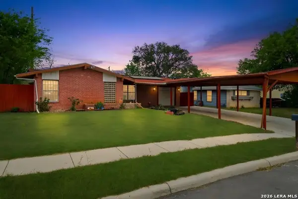 2211 Palomino Dr, San Antonio, TX 78227