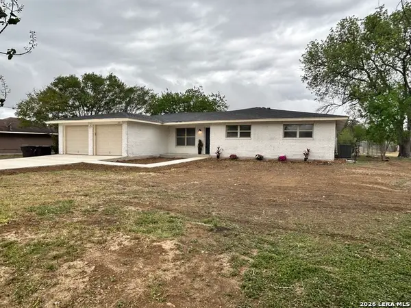 112 Seidel, Marion, TX 78124