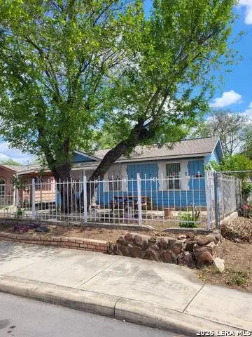 326 S San Joaquin Ave, San Antonio, TX 78237 - #3
