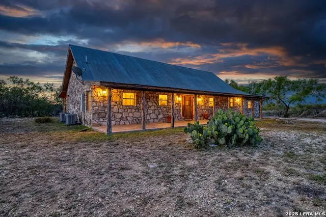 2292 County Road 400, Uvalde, TX 78801 - #3