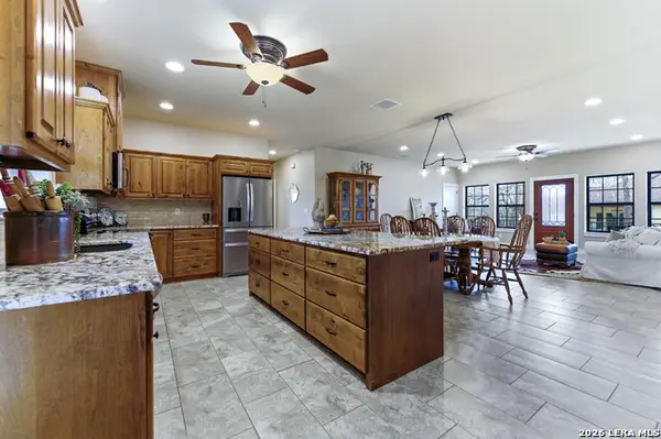 203 UNIT B Champions Blvd (two Homes), La Vernia, TX 78121