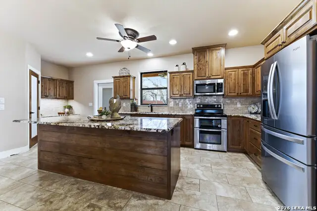 203 UNIT B Champions Blvd (two Homes), La Vernia, TX 78121 - #2