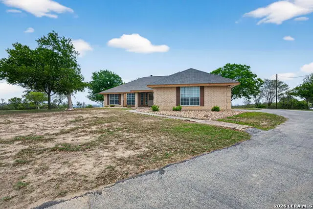 418 County Road 574, Castroville, TX 78009 - #2