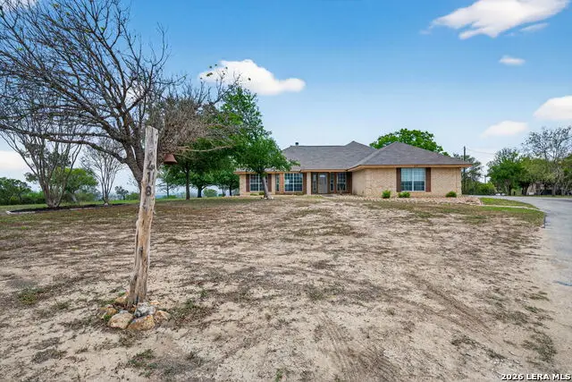 418 County Road 574, Castroville, TX 78009 - #3