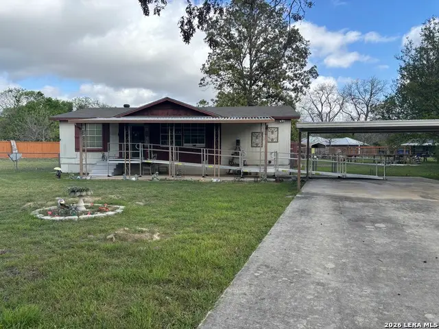 430 Pecan Dr Sw, McQueeney, TX 78123 - #2