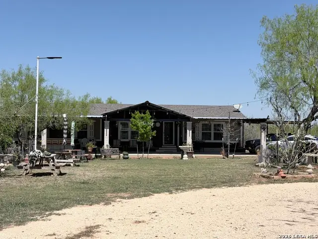 152 County Road 2667, Devine, TX 78016 - #1